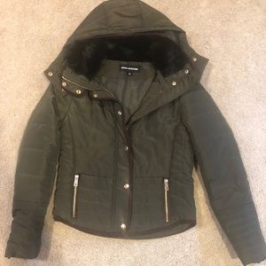 NEW Women’s jacket.